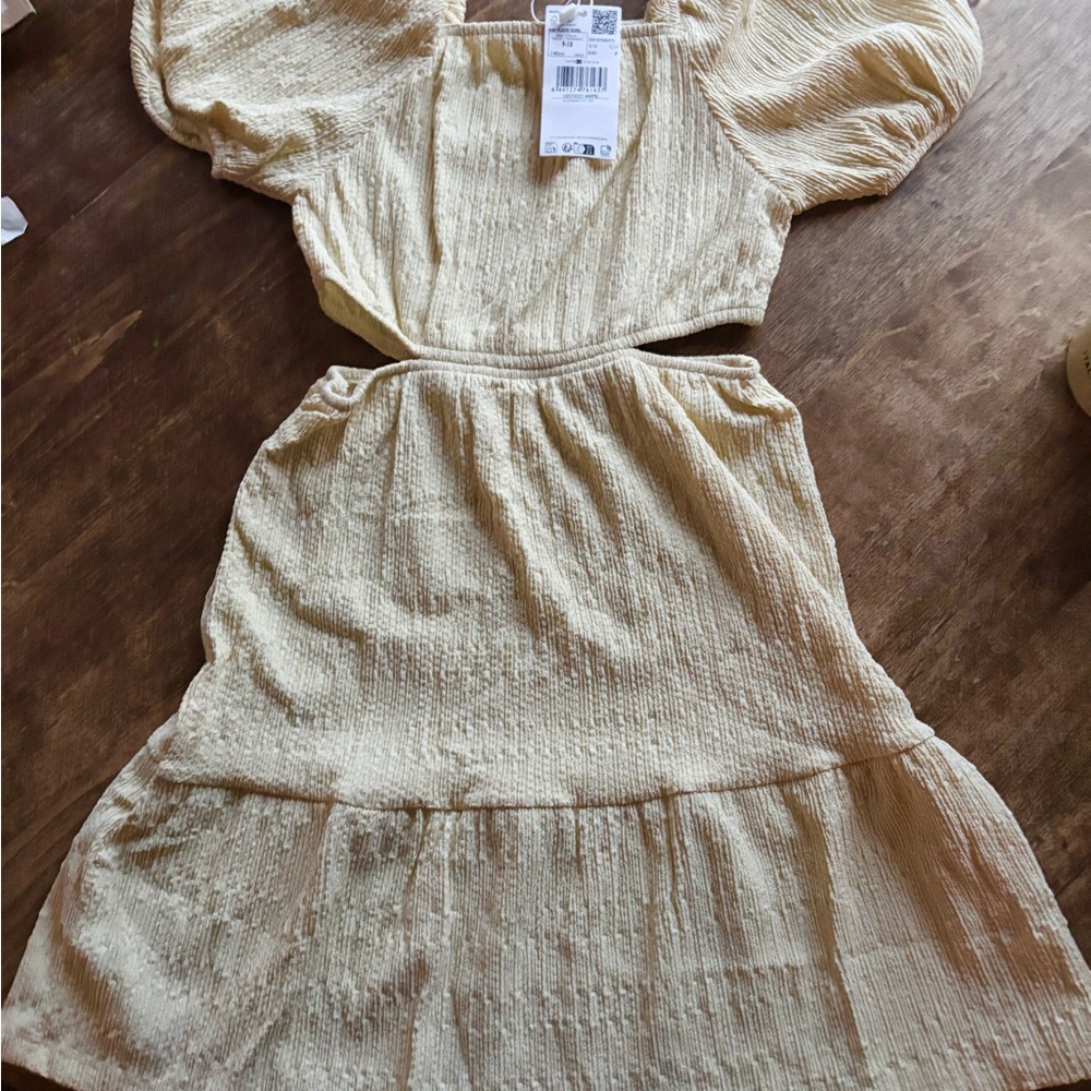Pale yellow dress by Mango